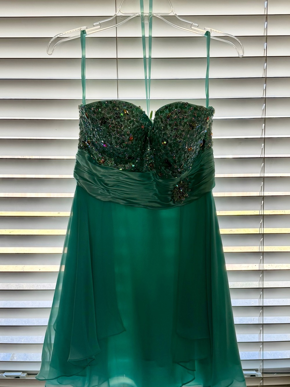 Emerald Green Beaded Chiffon Cocktail Dress